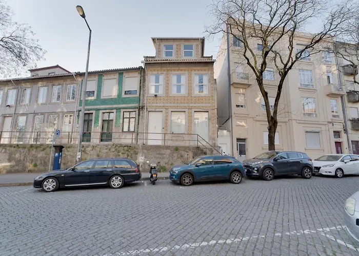 Cosme By Olala Homes