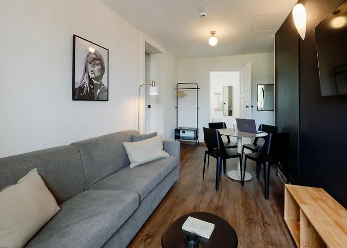 Cosme By Olala Homes Apartment *